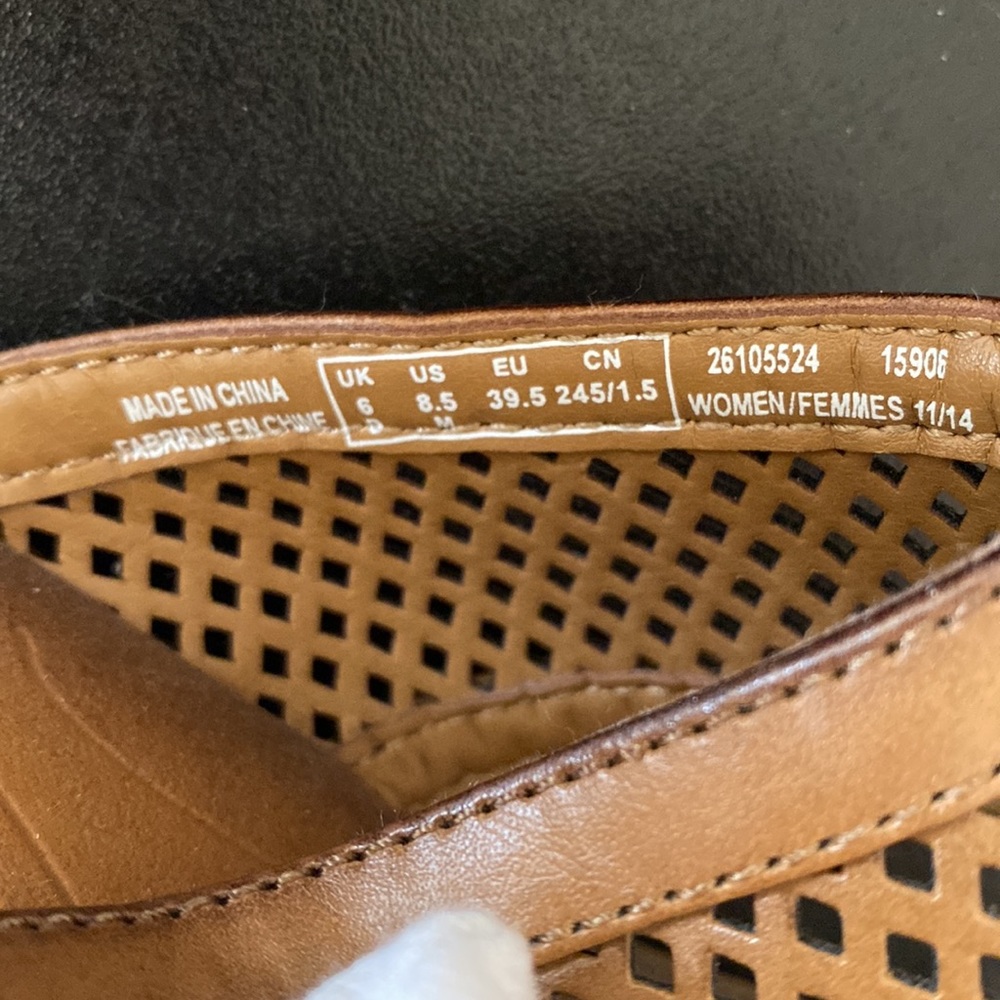 Clarks Collection - Picture 6 of 6